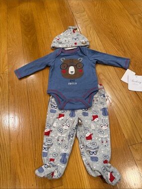 NWT Sterling baby boys 3 piece set  size 3 months.